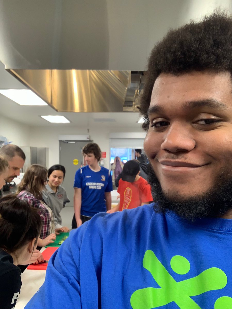 kpyouthcop's tweet photo. Better late than never... LEGO last night... No wind 💨 this week could blow these LEGO houses 🏠 down 💪🏽 We also whipped up some Broccoli Alfredo w our friends @BGCKingstonON. Next Tuesday is the last #LegoMyLibrary :( come on out, we are bringing a special guest with us 🤫🐶👮🏻‍♀️ https://t.co/Qk2WxQvfkb