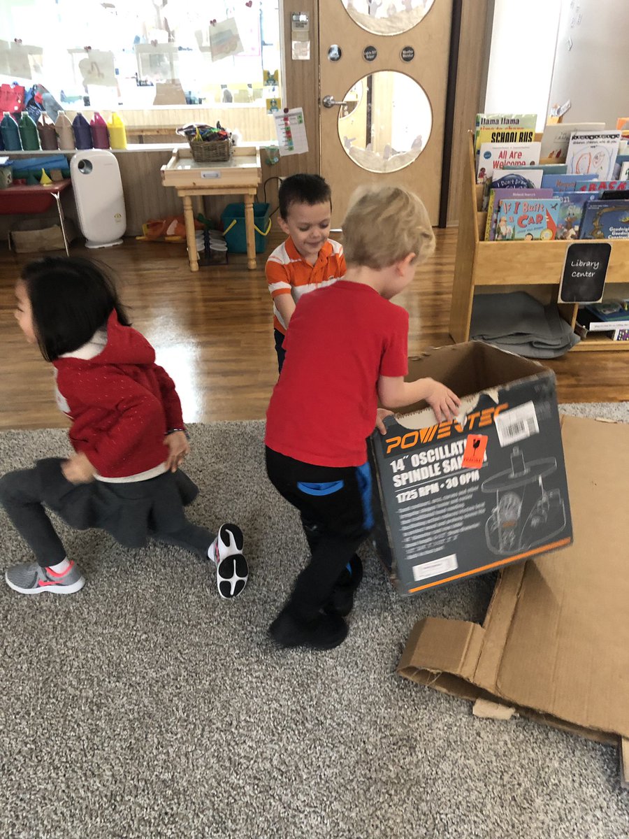 missrgoess's tweet photo. Making a new dramatic play center... but I think we like the cardboard boxes more! #imaginationrocks #kispride https://t.co/pfA7D8PH4m