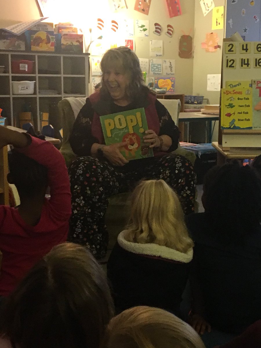 BramlettBears's tweet photo. Read Across America Week with some amazing community guest readers!  #HereWeGrow 📚@CCSchools_SC  @LimestoneBernie @WZZQ @GetN2GaffneySC @loveSCschools @SCASAnews https://t.co/JgnaqgV2kO