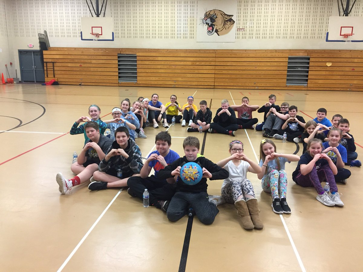 Mrs_JHacker's tweet photo. The students and staff had a great time at our Hoops for Heart Event today. Our MIS students raised over $1000, and we got our own hearts healthy, too!!! https://t.co/U5GsU0dUWJ