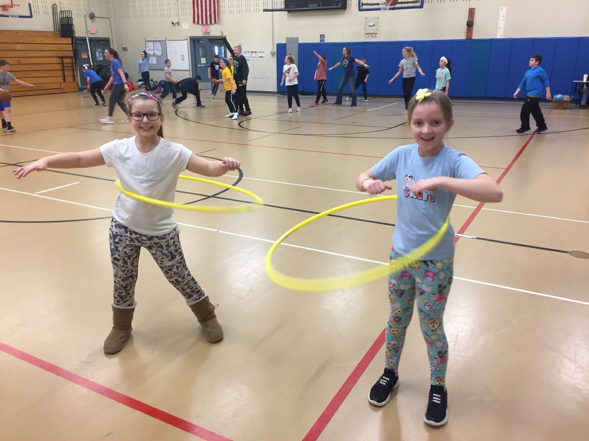 Mrs_JHacker's tweet photo. The students and staff had a great time at our Hoops for Heart Event today. Our MIS students raised over $1000, and we got our own hearts healthy, too!!! https://t.co/U5GsU0dUWJ