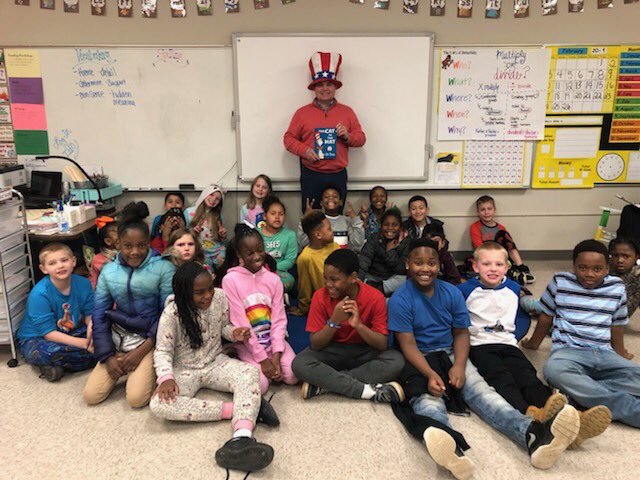BramlettBears's tweet photo. Read Across America Week with some amazing community guest readers!  #HereWeGrow 📚@WZZQ https://t.co/Yo3ivw3EAA