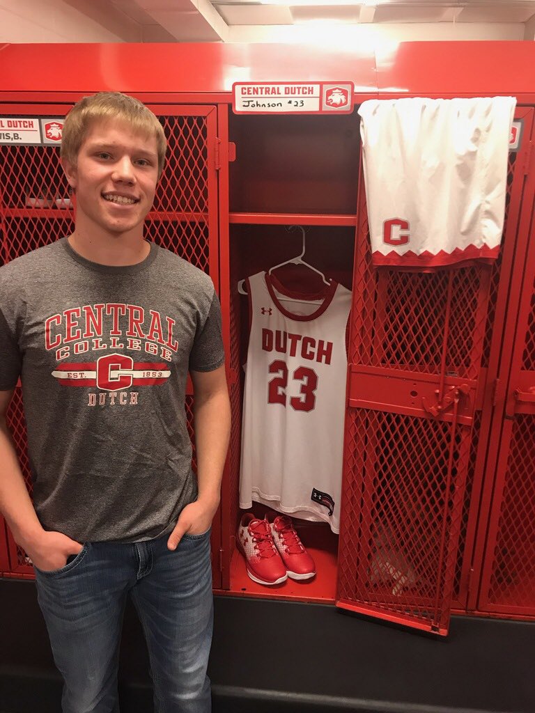 drakej234's tweet photo. I am extremely blessed and honored to announce that I am going to continue my academic and basketball career at Central University in Pella in the fall! Huge thanks to everyone that has helped me along the way in making this decision! Go Dutch! #rolldutch https://t.co/tTdoUHOBEq