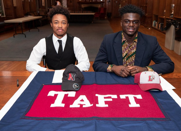 TaftBVSoccer's tweet photo. Congratulations to Kharym Florvil '19 on signing his National Letter of Intent for Northeastern University! Joined by Zayn Daniels '19 (Lafayette), @umeh_jr '19 (Bucknell), &amp; Taj Salawu '19 (Holy Cross) #GoBigRed  @prepsoccerhype https://t.co/M95InYL0jP