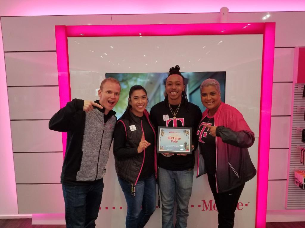 Proud of Da’Keise for earning the 2018 Annual Winner’s Circle award!! His hard work and dedication does not go unnoticed. #WinWithLynn #SouthwestIsBest