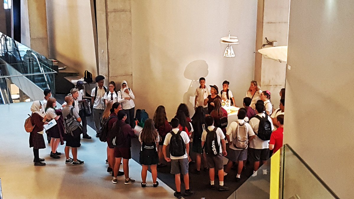 YouthFuturesUTS's tweet photo. Experimenting, brainstorming, engineering.

#IMCSkyHigh demonstrate their talent on engineering and problem-solving inspired by Leonardo da Vinci work. https://t.co/YmMRT5ns8C