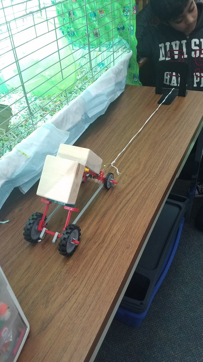 Mrs_KHef's tweet photo. Testing our self-designed creations! #4_5comboclassrocks @WestLakeElem #5P1 https://t.co/XZc8et8ybM