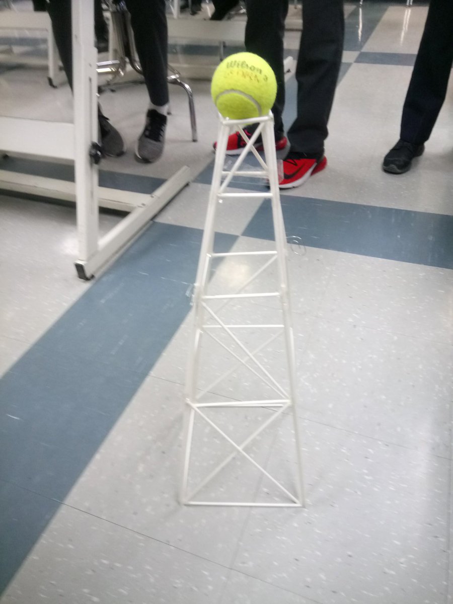 designteacher1's tweet image. Testing their problem solving skills, creativity, and how well they work together in a group.
Brainstorm👉sketch👉build 
#designchallenge #strawtowerchallenge #cchtech #exploringtechnology