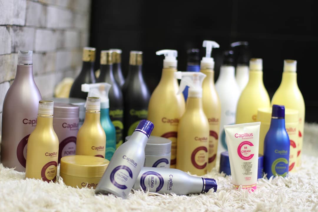 Capilluspro's tweet image. Quantos #produtos maravilhosos juntos, não é mesmo? 😍 Conheça nossos #kits da #Capillus #Professional, temos kits para todos os tipos de #cabelos para melhor lhe atender, e além de tudo lhe proporcionar um grande  alívio quanto aos cuidados dos seus fios #capilares.😍❤💁💆💃🤗