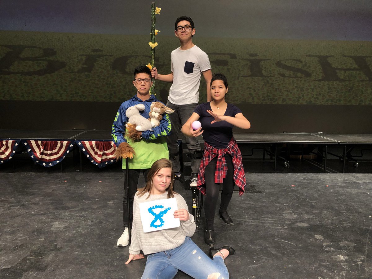 CTHSPresents's tweet photo. The magical characters of BIG FISH welcome all to come hear their stories in EIGHT DAYS! Tickets: https://t.co/9V2ust47Ou https://t.co/LoliCTGLOT