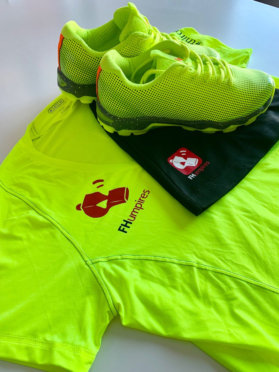 fhumpires's tweet photo. #Inspiration to get back to umpiring after the 1st #kneereplacement Apr 16 (check @keelydunn’s IG for a #TKRAnnouncement 😉)... 

Arrived today from @cricket_hockey (2 days from the U.K. 😮❣️), the freshest @grayshockey #thirdteam shoes ever! 😍

#humanhighlighter #flyinfluo https://t.co/Qf5rmwx5hK