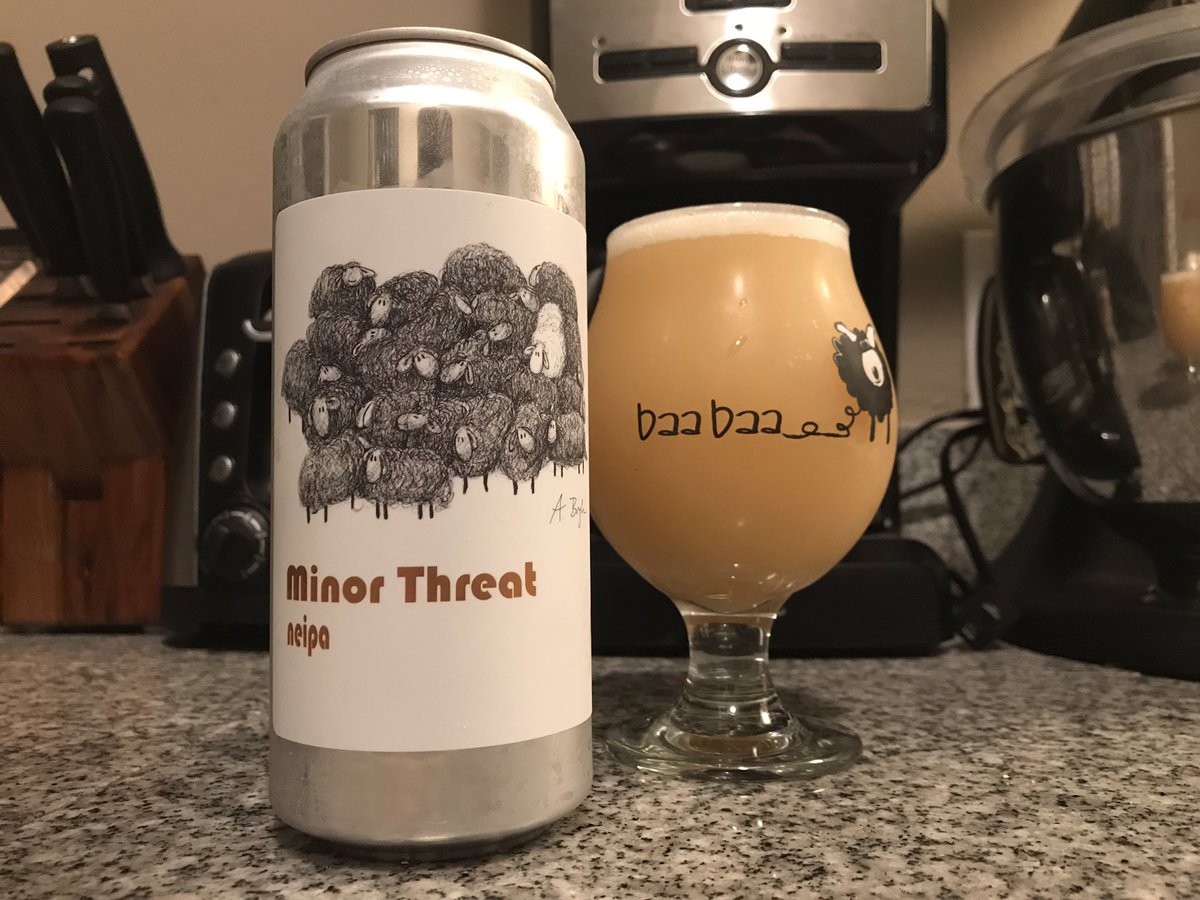 CoolHoperator's tweet photo. @baabaabrewhouse continues to hone their craft. Another excellent New England #IPA #CraftBeer #HoustonBeer https://t.co/LdEiXPIVKx