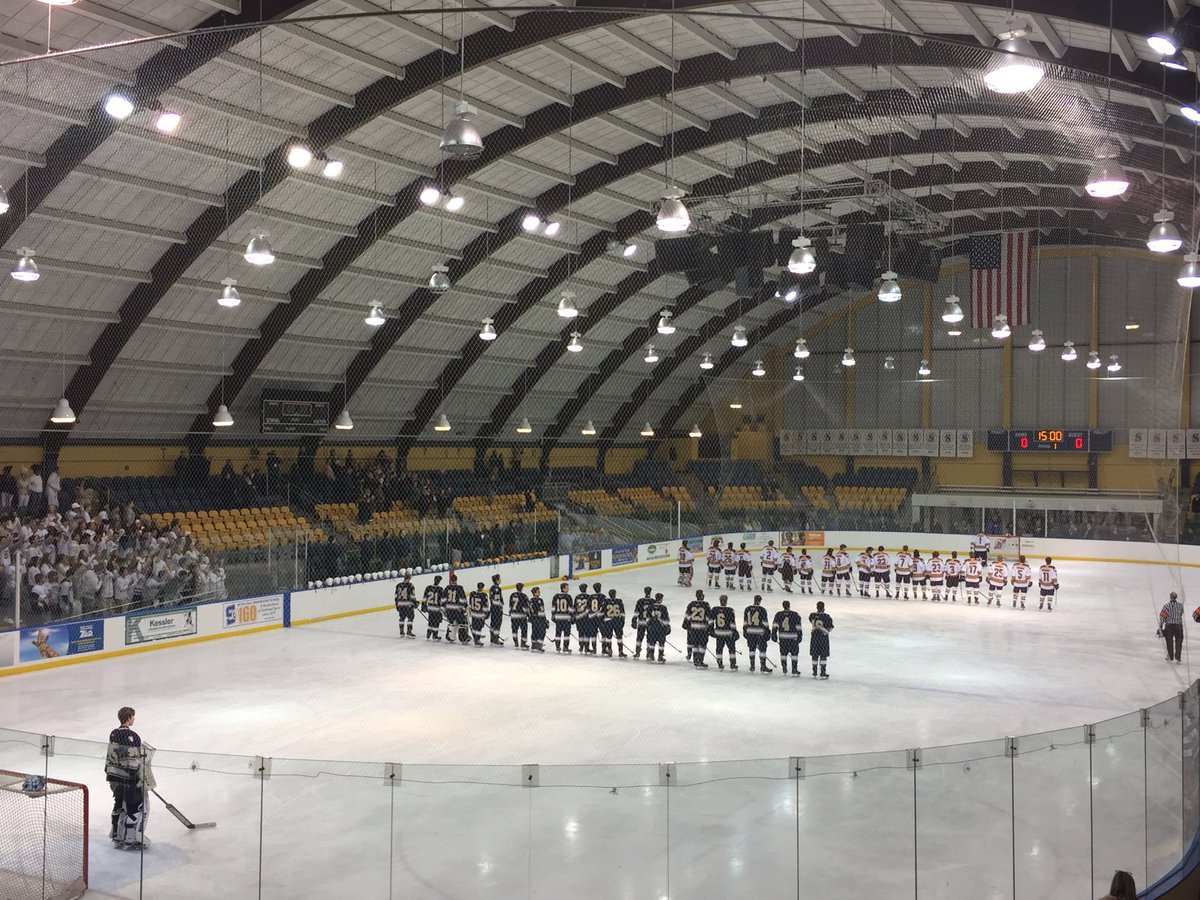 Hockey_Clan's tweet photo. Ramsey vs Summit — Public C Semifinal is up Next! @RamseyHS_Hockey vs @HilltopPuck @VarsityAces @BigNorthConBNC #RAMvsSUM #NJHockey https://t.co/bKiG2l56Ll