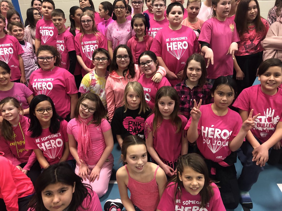 gateway_griffin's tweet photo. Be Someone’s Hero... https://t.co/5dDtJ2Xnsg