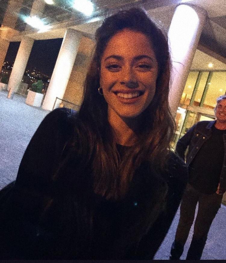 tiniisawave's tweet photo. TAN PERO TAN LINDA SOS, @TiniStoessel 😍
Así siempre. https://t.co/uWLoG9s66D