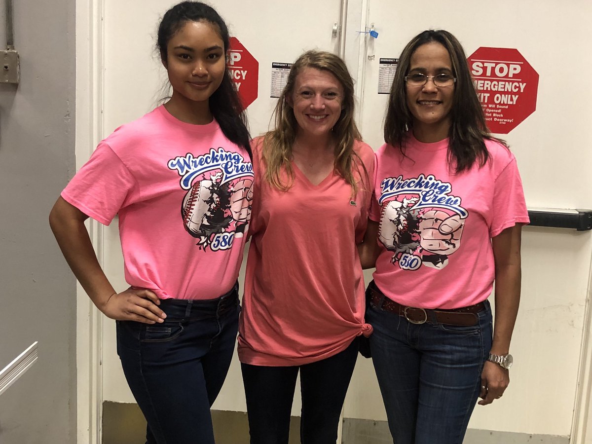 RebekahBush's tweet photo. So you’d better wear pink! Survey Spirit Week Continues at #THD0580 #VOAConnectivity https://t.co/BACksZWuEZ