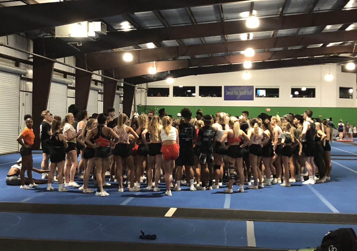 McConnellWendy's tweet photo. Some inspirational words from @cameronbaisden_!! Thanks for being @LetsGoRays biggest fan!! Love you!! 💙💚 https://t.co/qReV3bA1nT