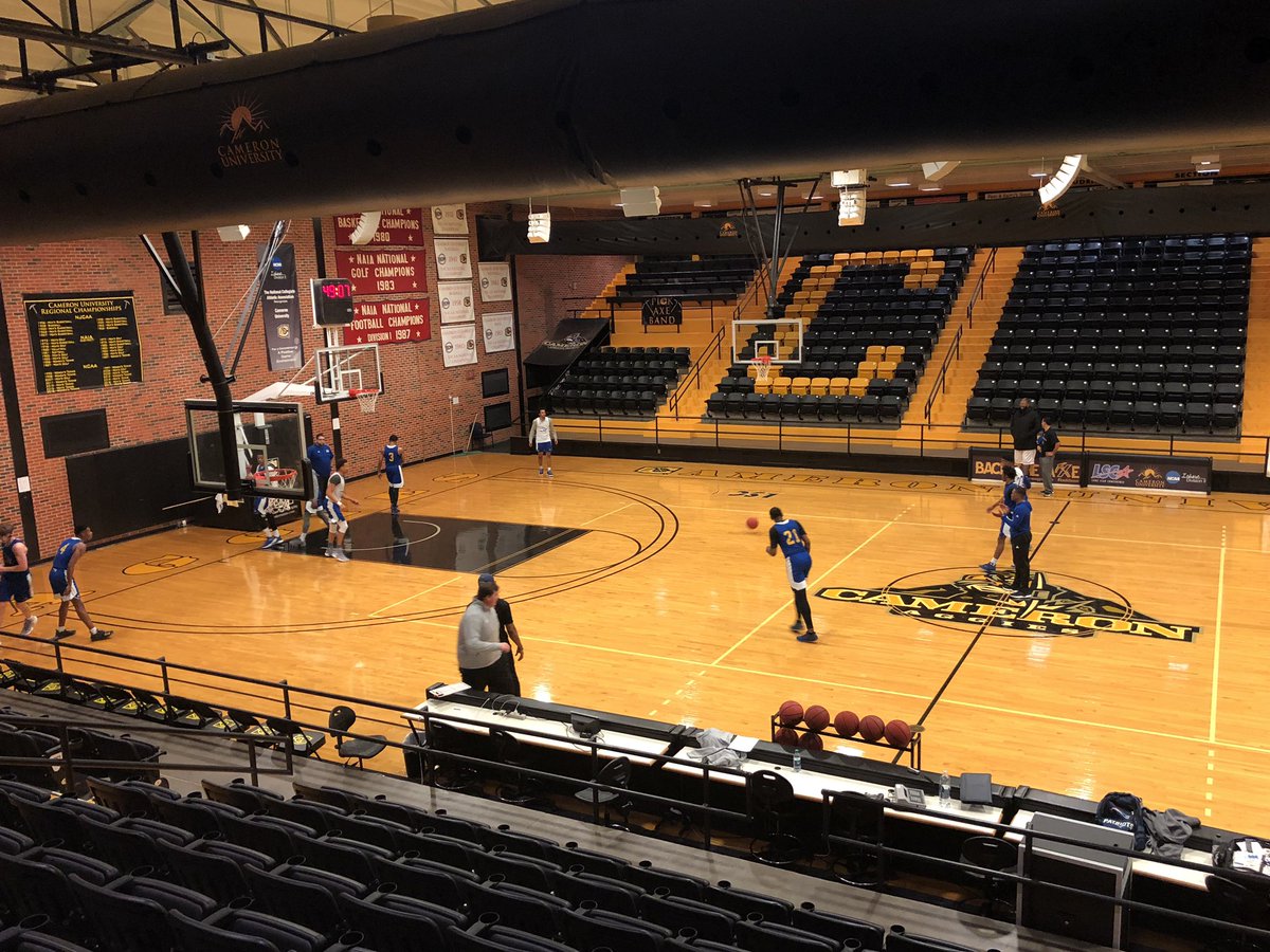 JavelinaMBB's tweet photo. After a safe day in the air, #TheJavelinaWay has made it to Lawton, Oklahoma to face Cameron in less than 24 hours in LSC play. ✈️🏀#BeatCameron https://t.co/lK8mo2k96p