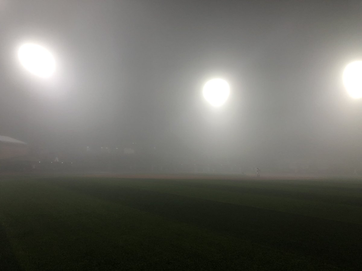 CoachSchloss's tweet photo. View from the outfield tonight......#foggedout https://t.co/hlvHJ8QRfa