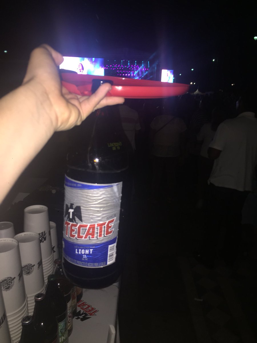 TacoPla's tweet photo. Olvídate de poner tu caguama en el piso, con #PlaTaco tienes todo a la mano. #CarnavalDeVeracruz #Veracruz #MexicoIsTheShit @CervezaTecate https://t.co/tCjVLFxpza