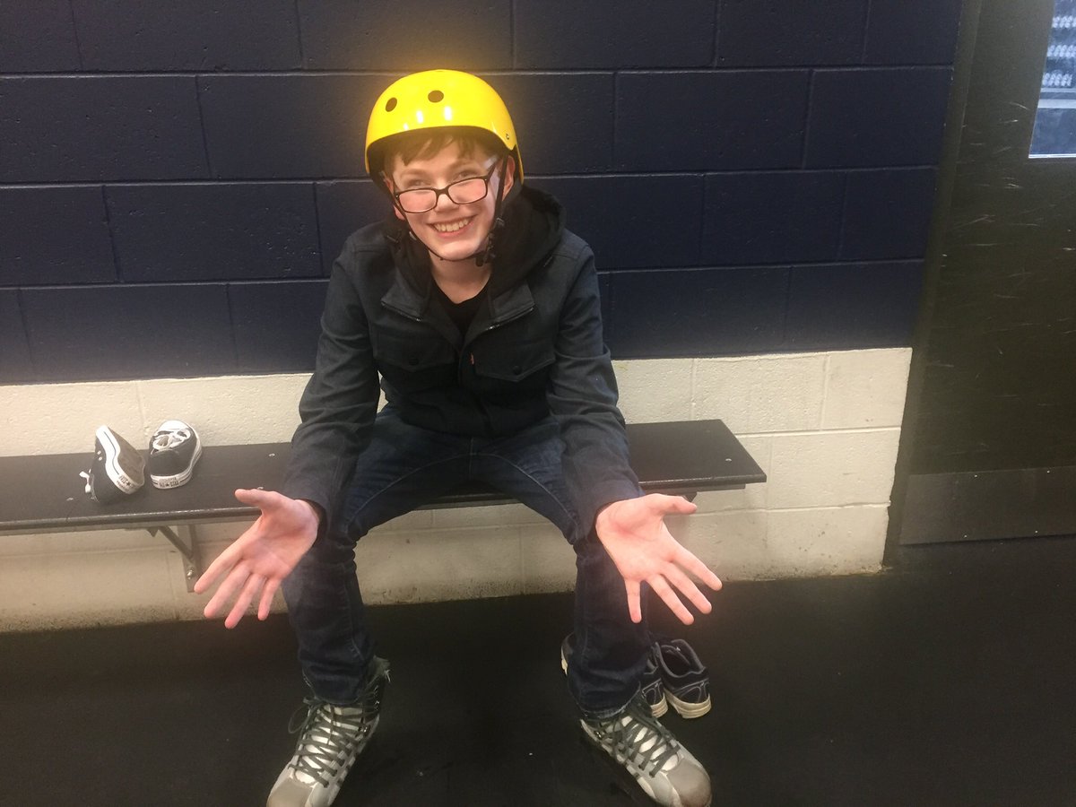 TSB_PE's tweet photo. Our 6th &amp; 7th Graders hit the ice @FordIceCenter on Monday! All of the students loved challenging themselves while on the ice. Thanks Ford Ice Center for another great experience for our students! https://t.co/ijtBWhexxw