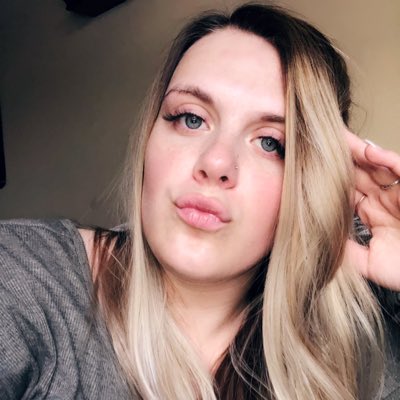 Bexswits's tweet photo. Wishing it was spring break already instead of midterms #NewProfilePic https://t.co/TowIgYpR6f