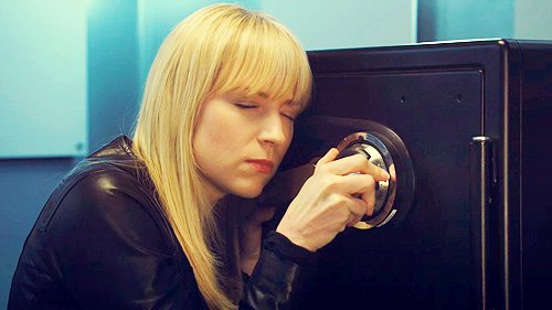 TashanaAmbrosia's tweet photo. Tagged by.
Post 3 of your #BestGirls and tag 5 friends. I had to make a thread. Lol.
Best Girls - #Parker, #KateFuller, #KarenPage
Tagging @faithlehans @kissycatclaw @lostinmysticfls @SethKateFan @OpalSuds1990 https://t.co/bWLwWfRYUf