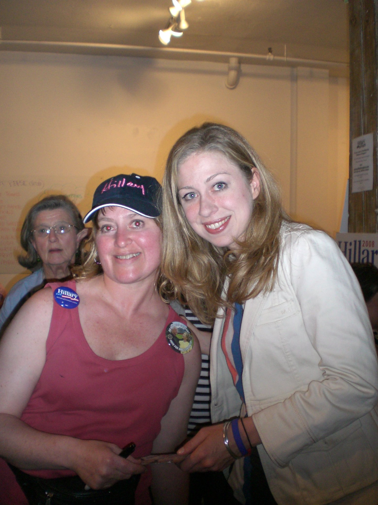  HAPPY BIRTHDAY TO CHELSEA CLINTON. WE LOVE YOU! 