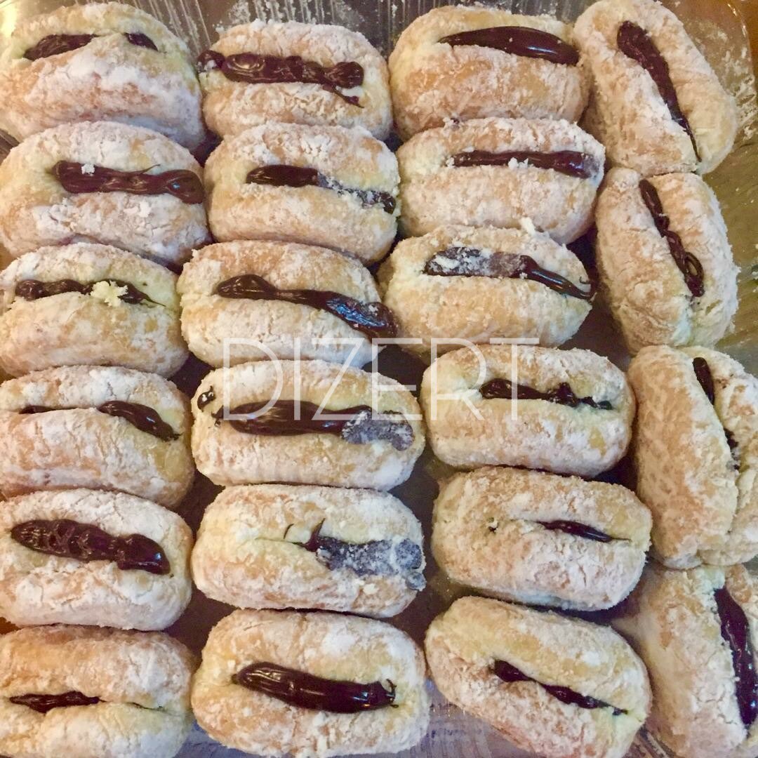 DIZERT_MY's tweet photo. Hiiii 🌸🌸
Harini open order untuk DONUTELLA ye.
Self Pickup malam ni 8pm onwards di Taman Dagang Ampang 🤝 https://t.co/sjOALkFFhX
