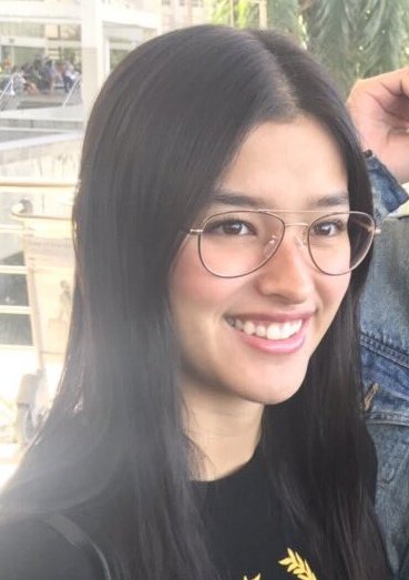 LizaPans's tweet photo. A few more tweets for my baby!
#VoteLizaSoberano #KCA @lizasoberano https://t.co/AyqnaZLHkL
