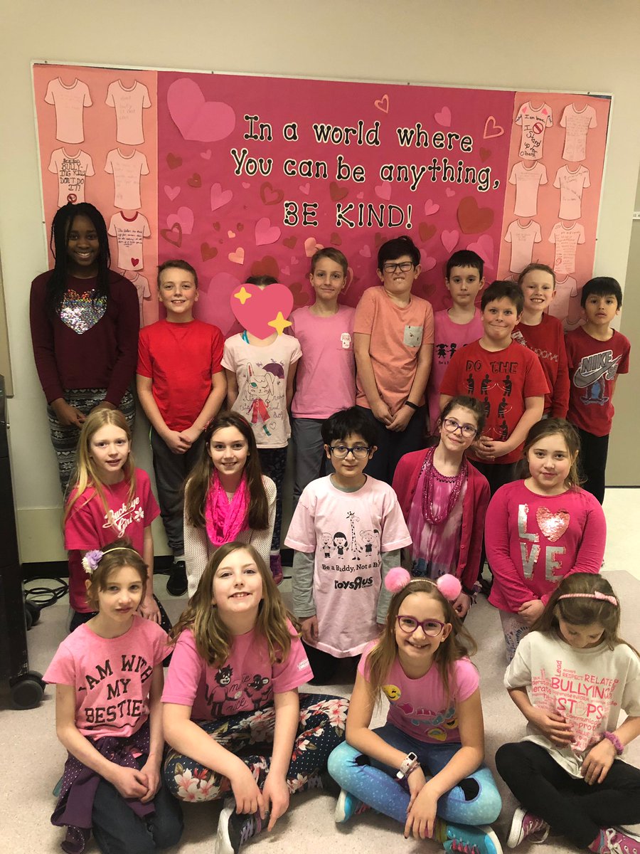 mrscadamsclass's tweet photo. Day of pink! #pinkshirt #dayofpink #pinkday2019 @Sttheresa_rcsd #StopBullying #bekind #kindness https://t.co/eOrbcldLb9