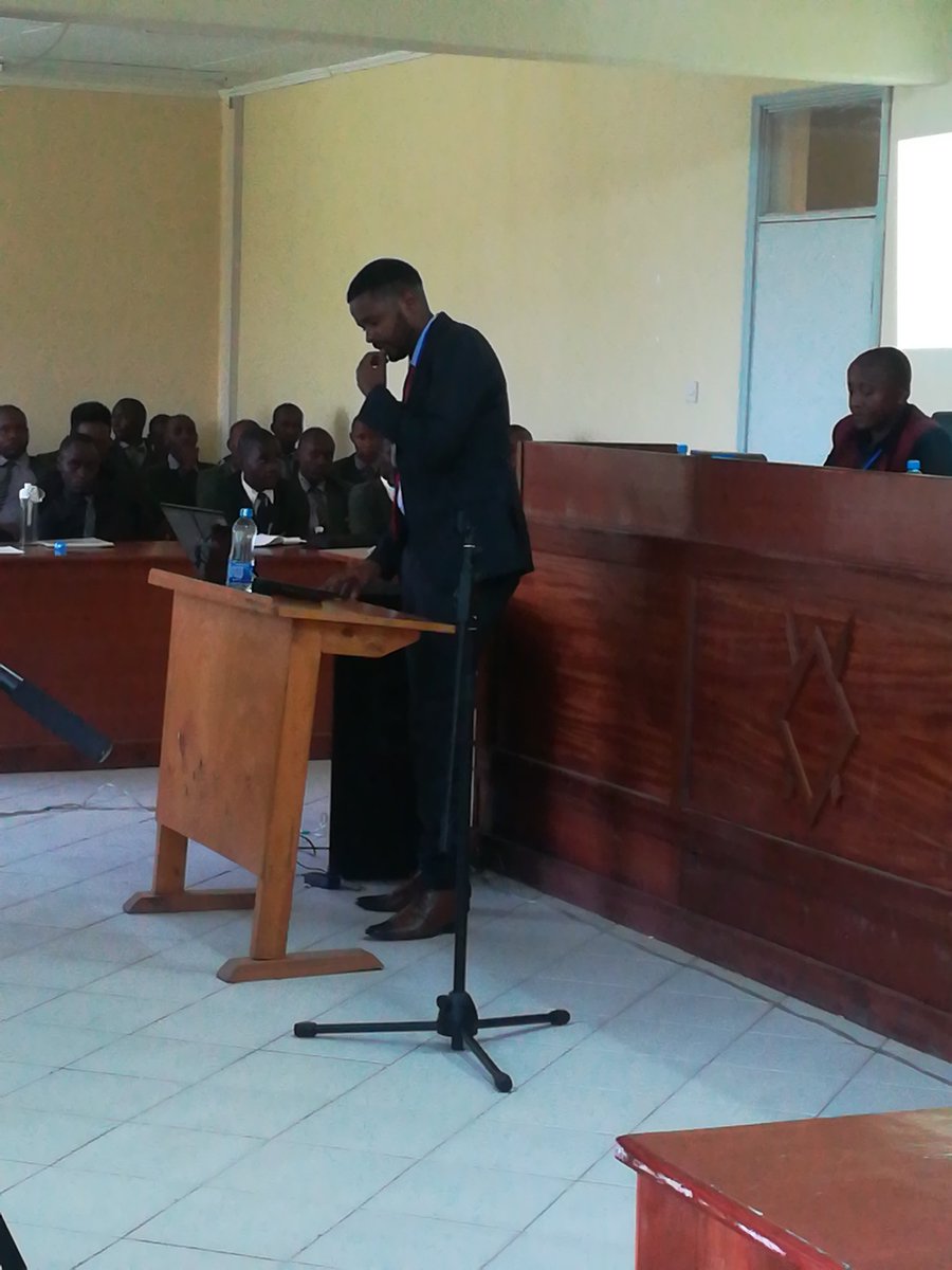 LindaKilwake's tweet image. @wyaafrica @LandLayBy in @DiscoverJKUAT for the dignity forum.