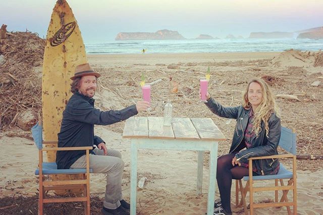 eusebiodiazc's tweet photo. #esperandoalmeteorito en @lasurferia_suances @josefinarametgiaccaglia #suances https://t.co/xpyt6n9DJF https://t.co/rL1n0Ueybx