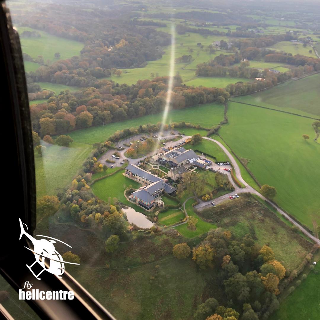 HelicentreUK's tweet image. Popping the question? Make it a day to remember, take to the skies. Love is definitely in the air #Helicentre #love #proposing #helicopters #flying