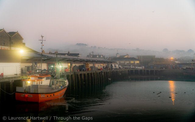ProjectLink_WsM's tweet image. Newlyn Harbour looking good on yesterdays misty morning! Photo Credit: Laurence Hartwell.