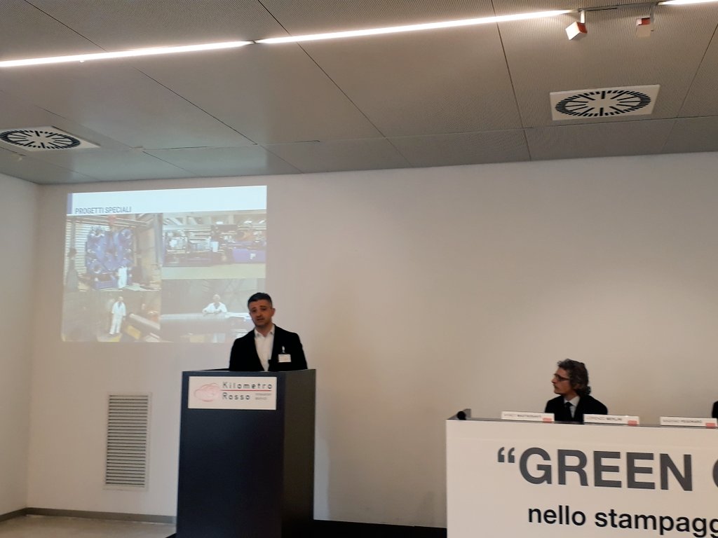 tecnoedizioni1's tweet photo. Oggi siamo al @KilometroRosso per il convegno "Green Generation nello stampaggio a iniezione per materie plastiche #Italtech #Tecnoplast https://t.co/ZuiLSrdb10