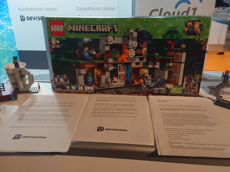 Devaaja, arkkitehti vai data-ammattilainen? Tartu haasteeseen Devisioonan osastolla!