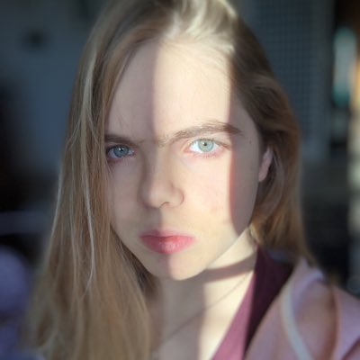 RobertaFerrins's tweet photo. #NuovaFotoProfilo https://t.co/VQaTKHftWi