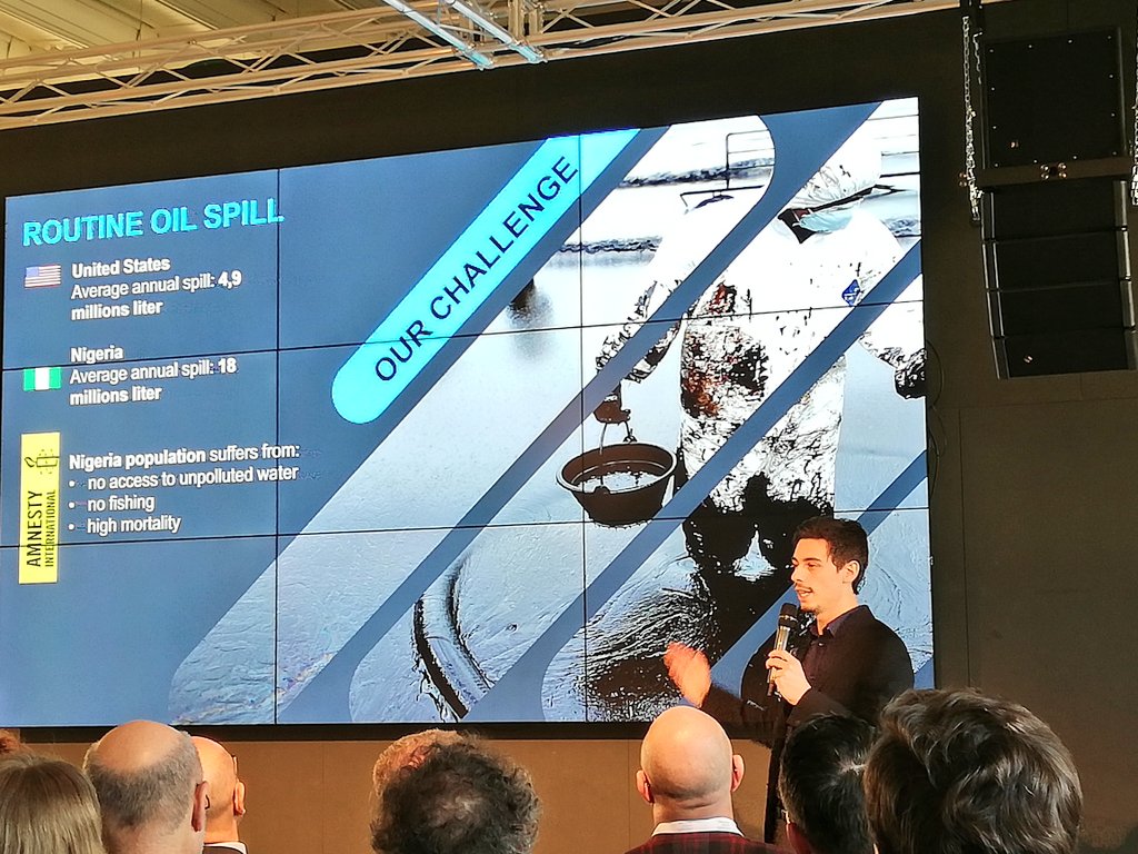 Pitch 3: Test 1
Alessandro Taini, CEO presenta un prodotto assorbente innovativo, per la prevenzione e la bonifica di danni ambientali derivati da sversamenti di idrocarburi  
#GSVC2019