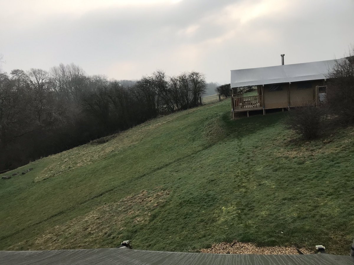 A beautiful morning in Leicestershire installing and servicing some wood burning hot tubs for a customer. Thankyou <a href="/djdaviesfuels/">DJ DAVIES</a> for the lend of your new pick up. Here she is in all its glory as the world wakes up this morning