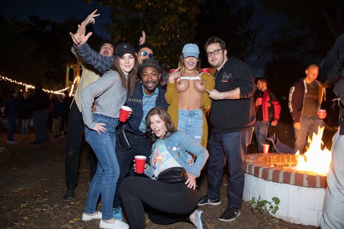I had a blast!! @EllaNovaXXX @jakeadamsxxx @industrybyrick @AVNMagazine https://t.co/AB2IDSH2c4<a class="tags" href="/tag/ellanovaxxx">@ellanovaxxx</a><a class="tags" href="/tag/jakeadamsxxx">@jakeadamsxxx</a><a class="tags" target="_blank" title="On Twitter" href="/?out=eyJ0eXAiOiJKV1QiLCJhbGciOiJIUzUxMiJ9.eyJpYXQiOjE3MjE0MDI0NDEsImlzcyI6InR3cG9ybnN0YXJzLmNvbSIsIm5iZiI6MTcyMTQwMjQ0MSwiZXhwIjoxNzUyOTM4NDQxLCJyZWRpcmVjdF91cmwiOiJodHRwczovL3R3aXR0ZXIuY29tL2luZHVzdHJ5YnlyaWNrIn0.Mt9WnsG3vBlZlN50YHYf_pDBZfUHYoauX6-m2jSrfq6TrppuWF8CbZmmpCgoYllLXZLB-yYn_v4eDJvoGeA6Sg">@industrybyrick</a><a href="/tag/newprofilepic"class="tags"><span>#newprofilepic</span></a>