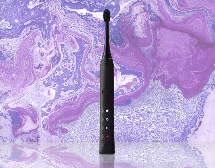 #whiten #massage #clean. Burst charcoal brush has a setting for every mouth. Try it and use my code: ZQPJWG for a discount, because #iloveyourteeth #BURSTAmbassador @burstoralcare 
 goo.gl/koUhgJ