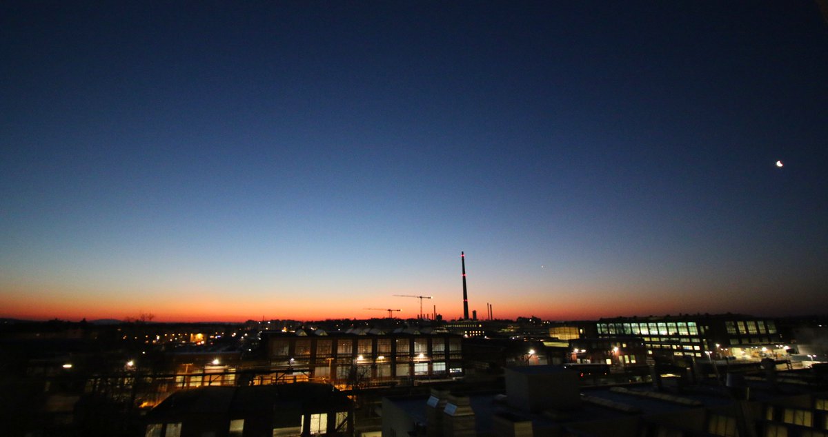 Bunter als der Fasching - #Franken erwacht am #unsinnigen #Donnerstag! #Helau, #Alaaf und #Nürnberg #Aha #tröööööööööööööööööt #sunrise #Sonnenaufgang