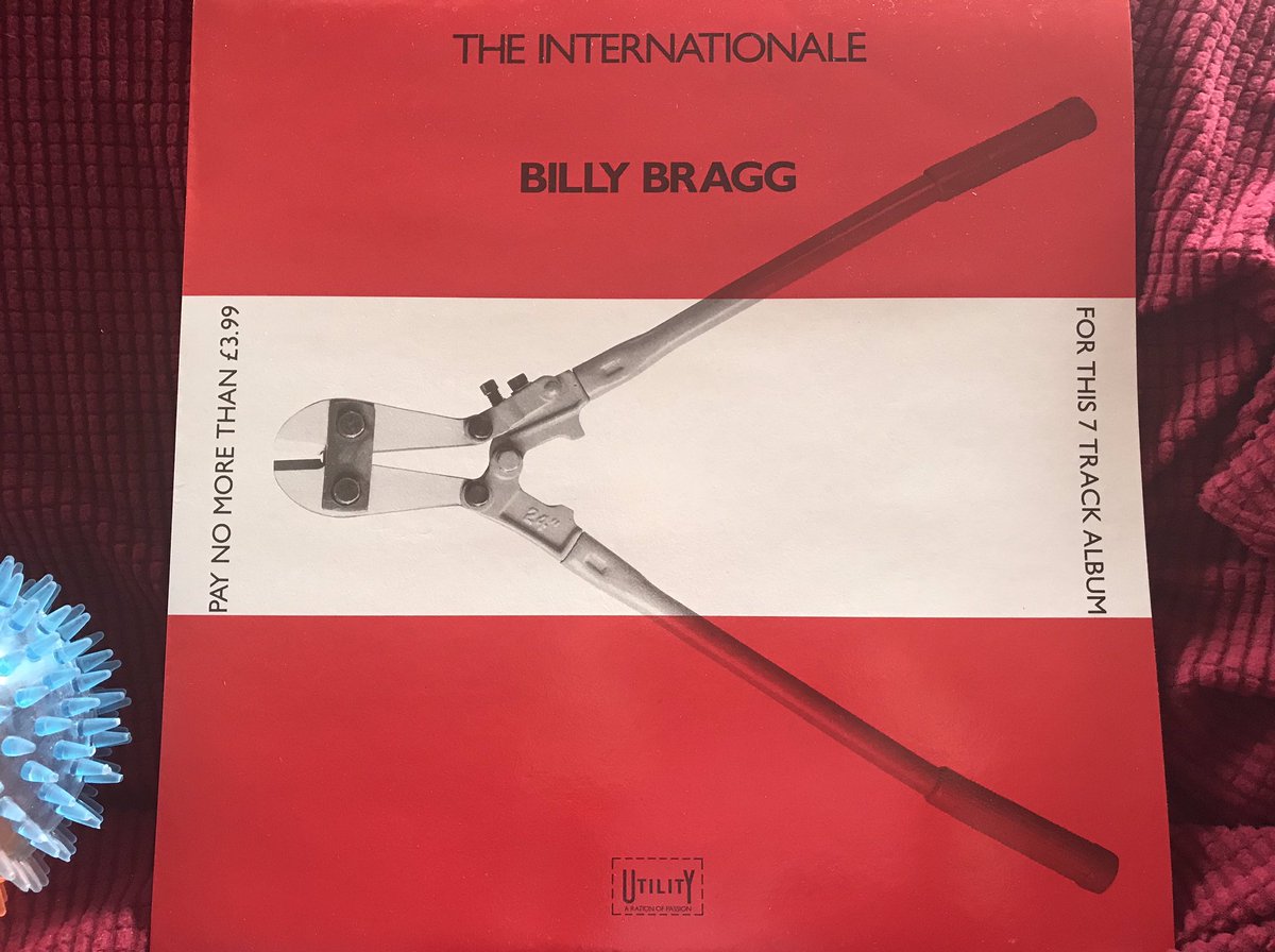 ソウル フラワー ユニオン ビリー ブラッグ The Internationale 1990 アナログ盤救出 歌詞 を書き換えた表題曲 原曲ヴァージョンの レッド フラッグ ニカラグア革命歌等々 プロテストソングに特化した7曲入り 当時彼と対談した際 民衆の