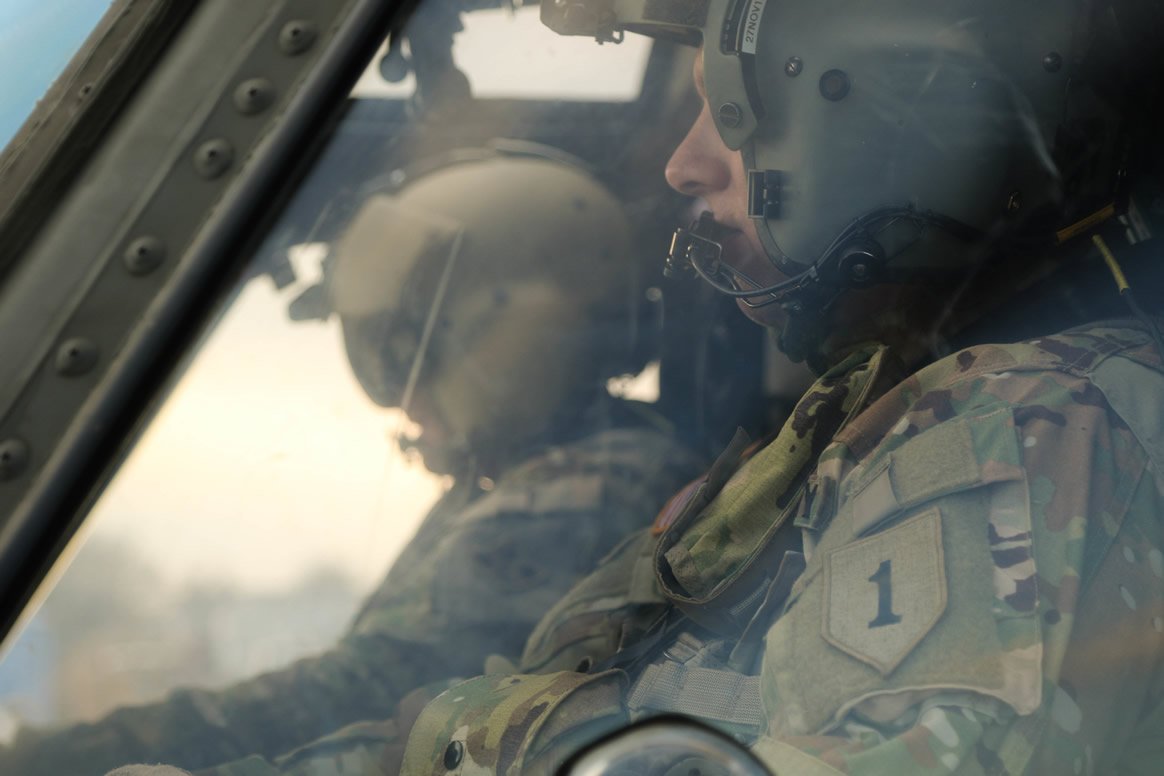USArmyEURAF's tweet photo. Aviation 🚁 assets from the 1st Infantry Division, Fort Riley, Kansas, deployed to #StrongEurope in support of #AtlanticResolve, arrived at the Mihail Kogalniceanu Air Base in 🇷🇴 Romania  Read more at https://t.co/eySJ16yjds @USArmy @FightingFirst @US_EUCOM @usareurcsm https://t.co/M0eMoMRQSI