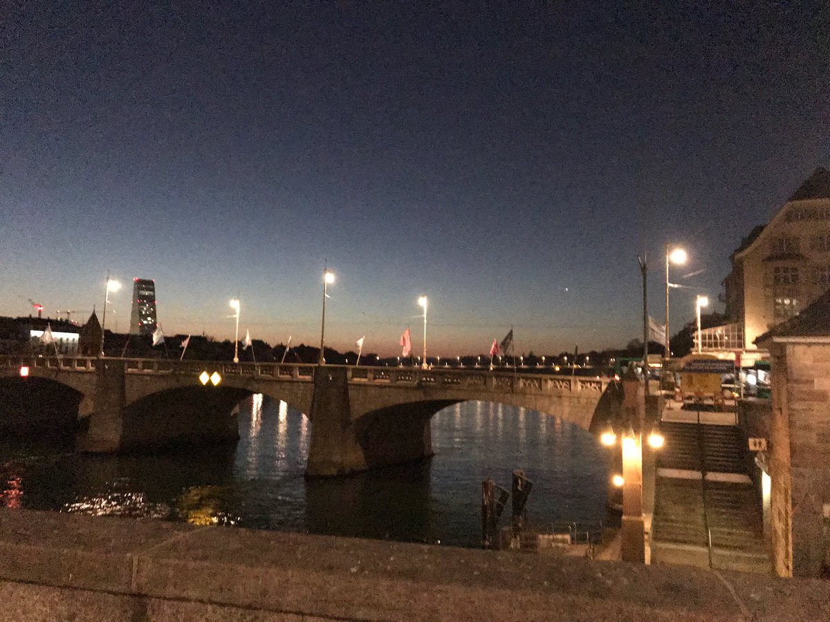 tordelfed's tweet photo. Street philosophy Basel style : look for the sunrise, feel the love and distinguish sense from nonsense. #mantras for life https://t.co/4DzhVTThE6