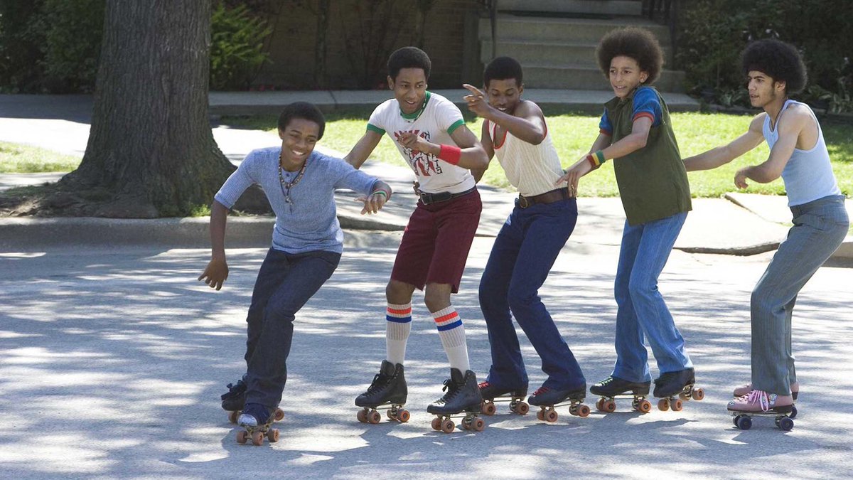 SISportsMedia's tweet photo. Why does it look like they’re roller skating 😭😭😭 https://t.co/DwEW2VOdXK