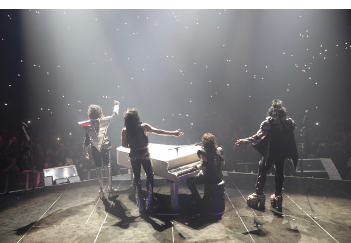 genesimmons's tweet photo. Eric Singer steals the show every night ...when he comes out by himself and sings Beth. Without pyro, without any fancy stuff.!!! https://t.co/ACPH5xKlQf