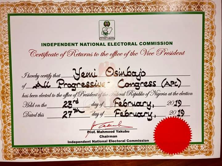 deraufs's tweet image. This Certificates of Returns are rewards of integrity over looting, a reward of development over selfish accumulation of wealth. Thank you all for voting @MBuhari and @ProfOsinbajo . 

#NigeriansHaveSpoken 
#NextLevelConfirmed