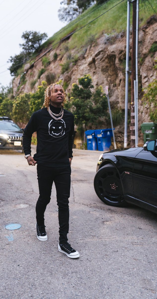 lildurk's tweet photo. No label bout my homie and his krazy a$$ B!TCH https://t.co/oVn0fATdF6